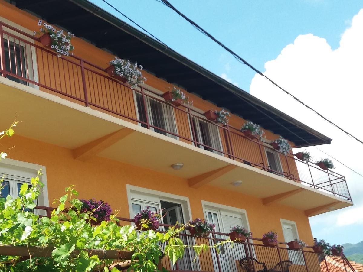 Apartments Mirkovic Cetinje Exterior foto